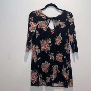 Floral long sleeve cotton dress. Size medium. Worn once.